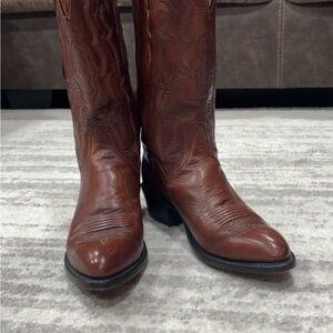 Lucchese Chestnut Leather Heeled Boots